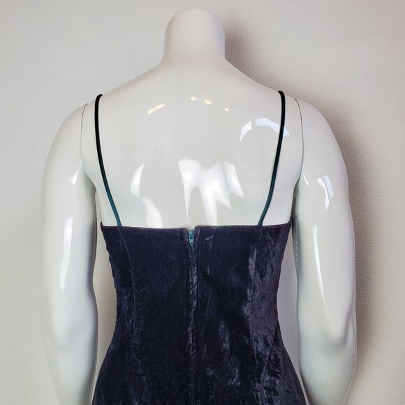 Vintage 80s Steppin' Out Black Velvet Maxi Dress - Picture 6 of 8